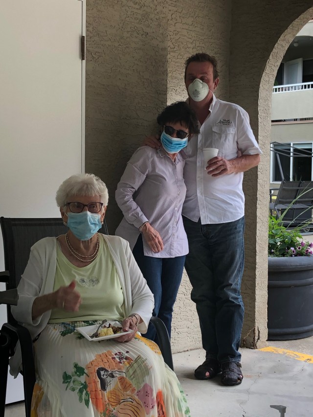 5F5AA009-AB5E-49AC-9F72-DD8F8EA9CF91